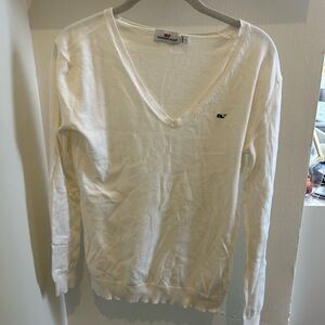 White vineyard vibes V-Neck Sweater